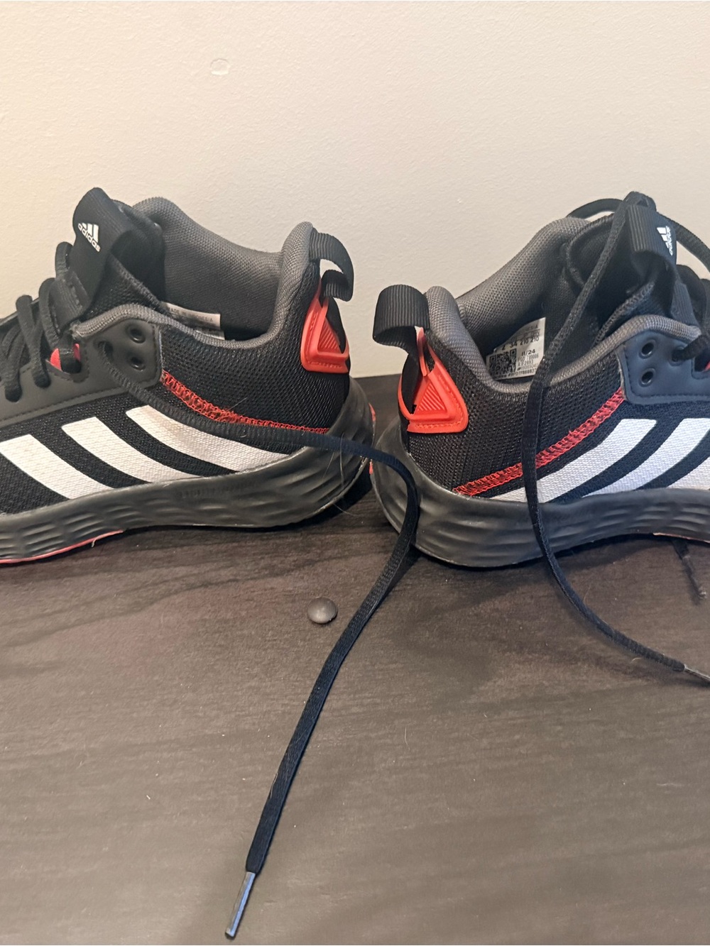 Adidas Boys Size 2.5 Black & Red Running Shoes